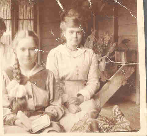 Grace and Mary Schwarz